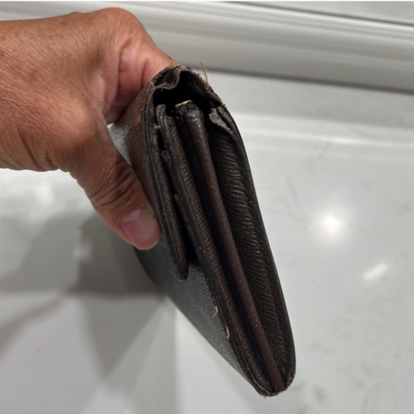 LOUIS VUITTON AUTHENTIC  BROWN DAMIER WALLET  GUC - Picture 12 of 12